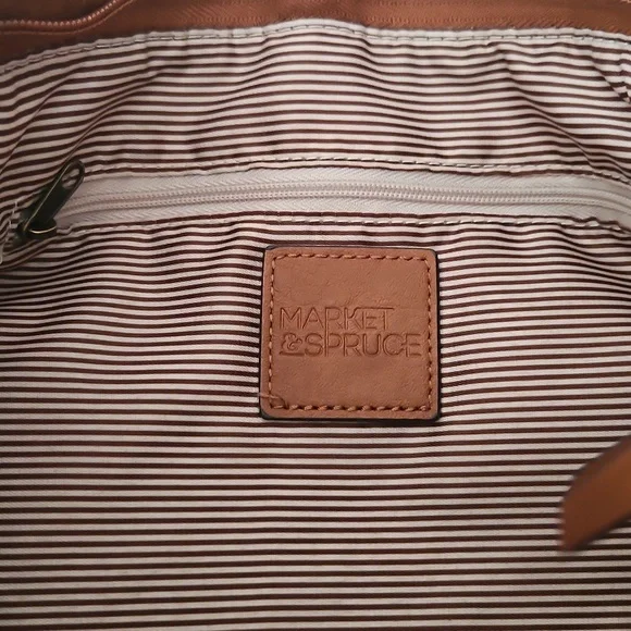 Market & Spruce Red Tote - Picture 2 of 8